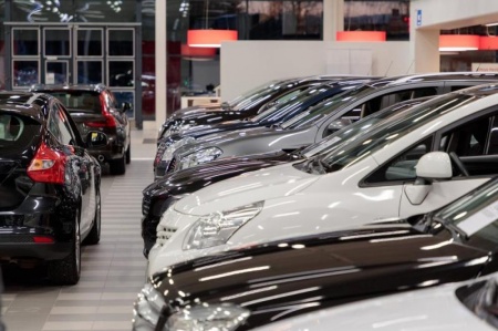 Vente de voitures &agrave; Ch&acirc;teauneuf-les-Martigues, comment choisir ?